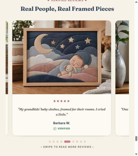 Quadro de bebê dormindo feito em tecido